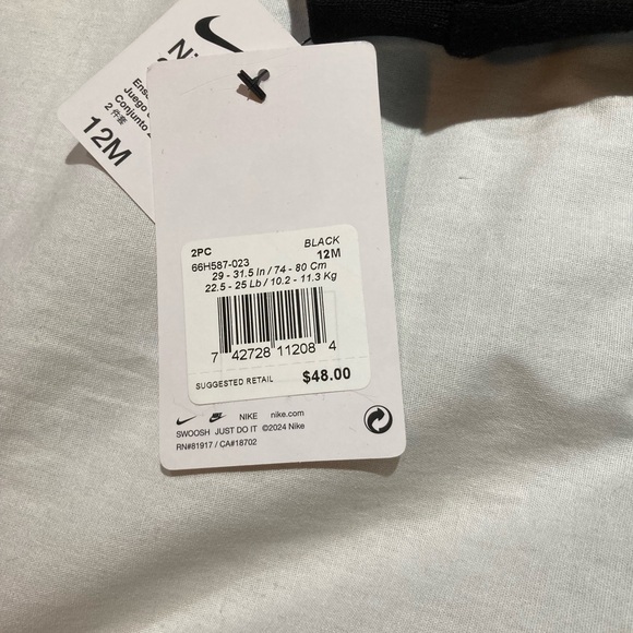 This is a Fantastic Boys 12M Nike Just Do It Sweat Suit. NWT! - Picture 5 of 8